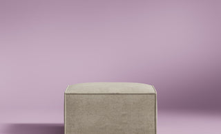 Comment Plier une Couverture sur un Pouf