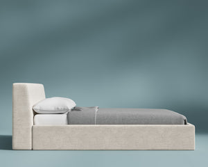 #color_queen_helium-cloud